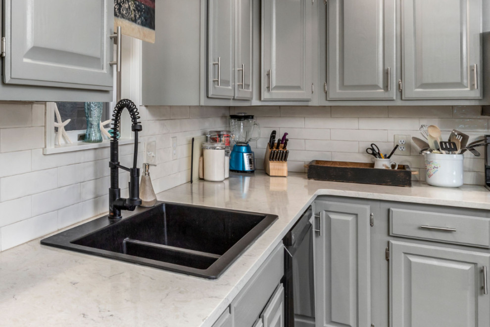 Beautiful Kitchen and Bathroom Remodel