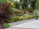 Modern Landscape by Kate Eyre Garden Design