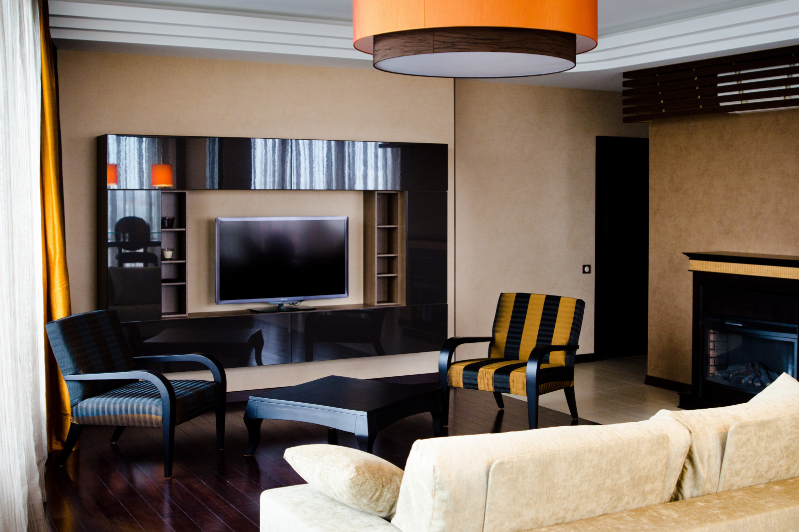 Вид на Рим из московской квартиры. В соавторстве с Анаст