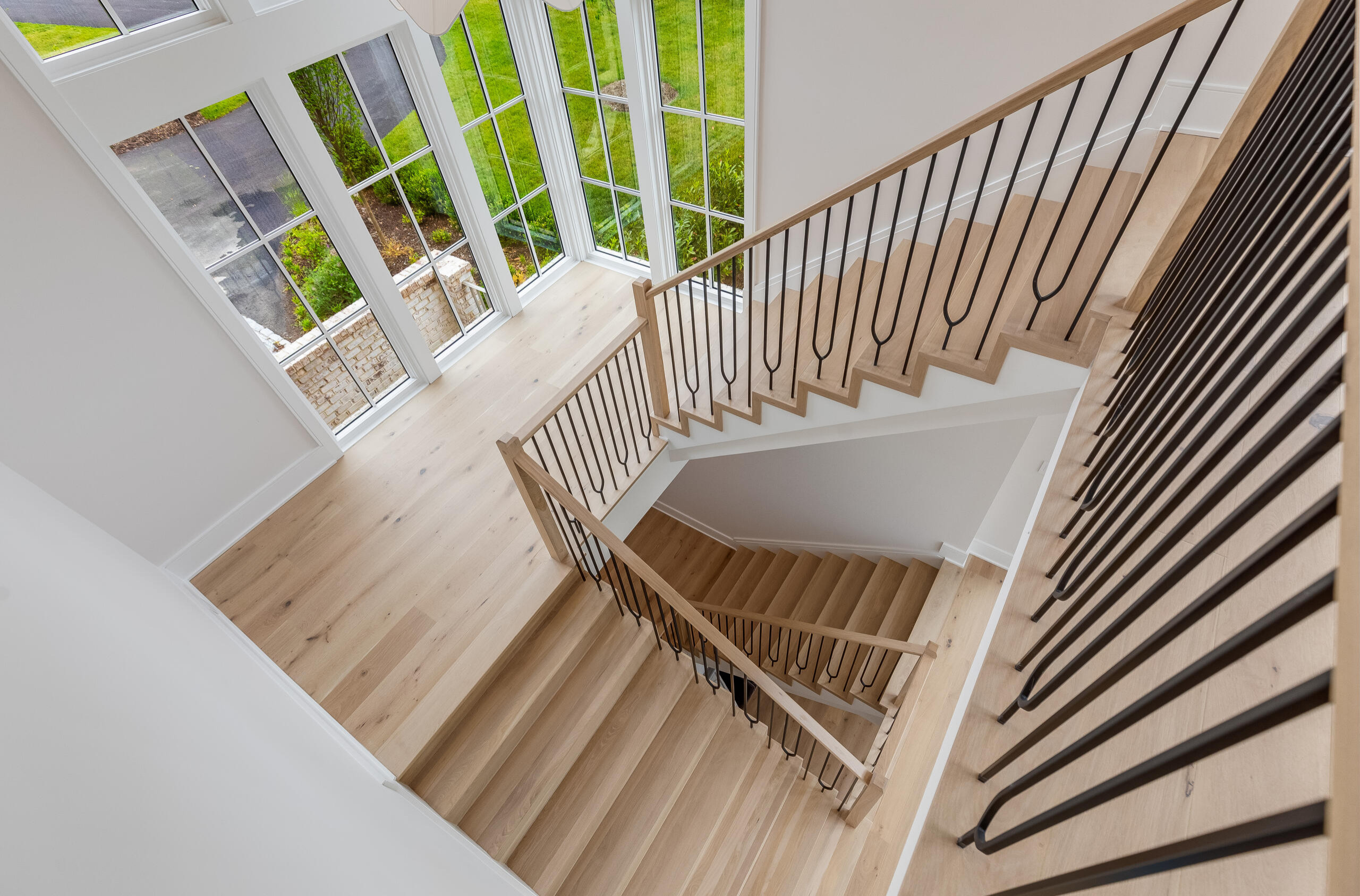 Project #156 | Light-Filled Contemporary Staircase