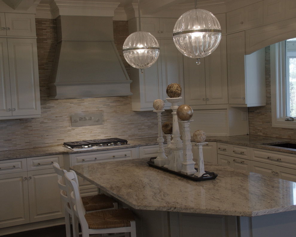 Inspiration for a large transitional kitchen remodel