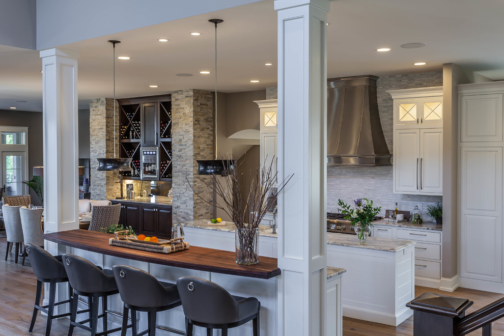 Transitional home design photo in Grand Rapids