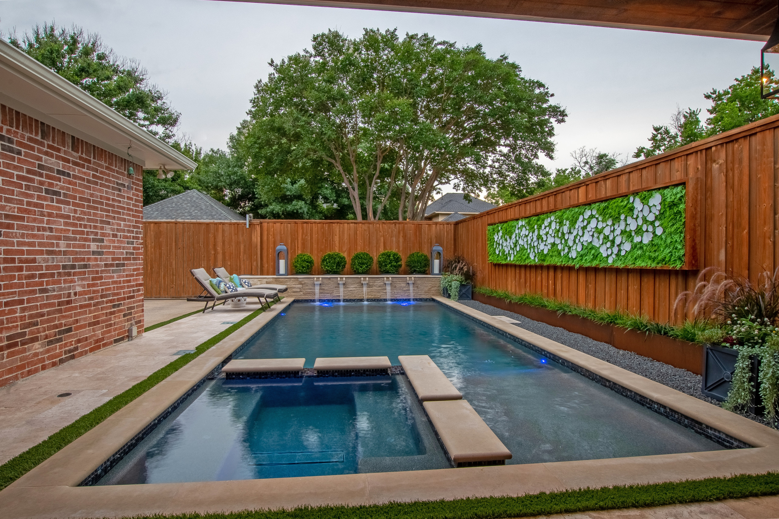 LAKE HIGHLANDS POOL GARDEN