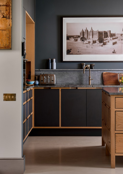 Earthy Elegance: Kitchen Sink Backsplash Concepts with an Earthy Color Scheme