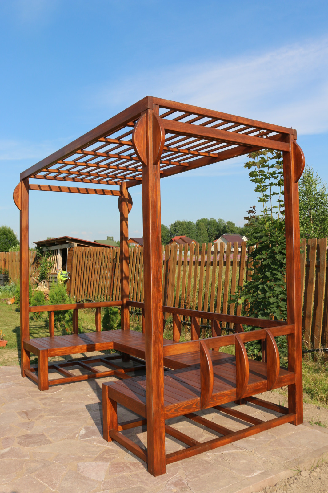 Скамейка-беседка