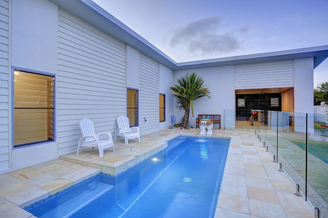 Aquarius Drive contemporary-pool