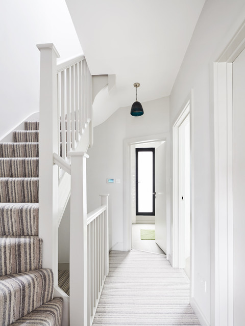 House C contemporaneo-escalera