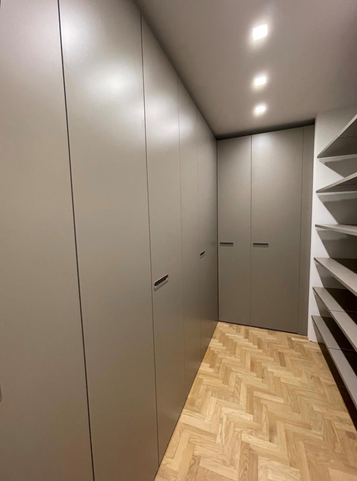 cabina armadio_Attico via Cortina d'Ampezzo