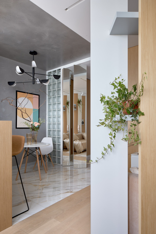 Классная двушка с кухней на лоджии 53 м²