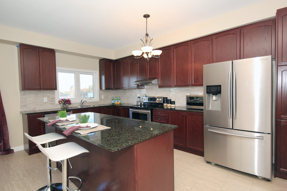 Inspiration for a transitional kitchen remodel in Toronto