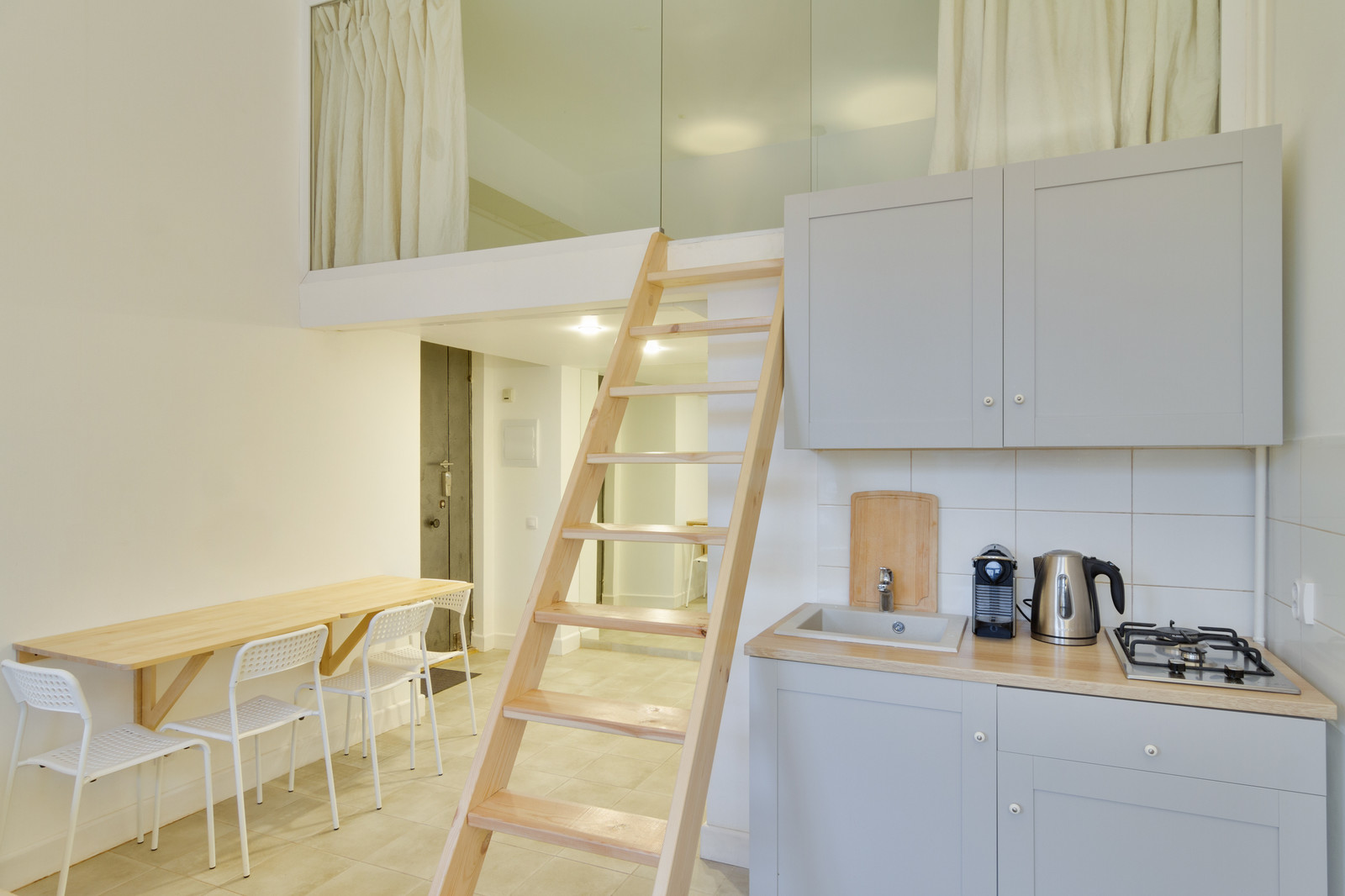 Студия со вторым ярусом для Airbnb