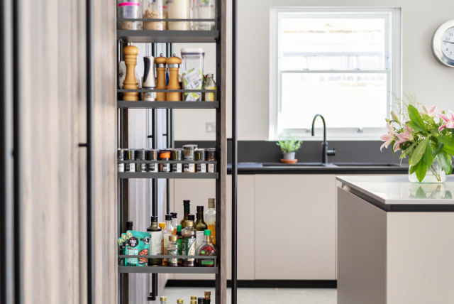 A multi-functional kitchen space trendy-koekken
