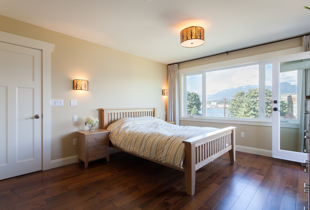 Design ideas for an arts and crafts bedroom in Vancouver.