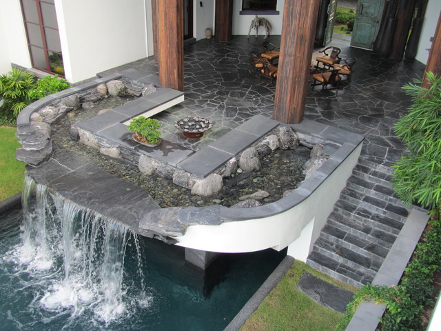 Florida Pool Waterfall And Outdoor Living Room Asiatisch