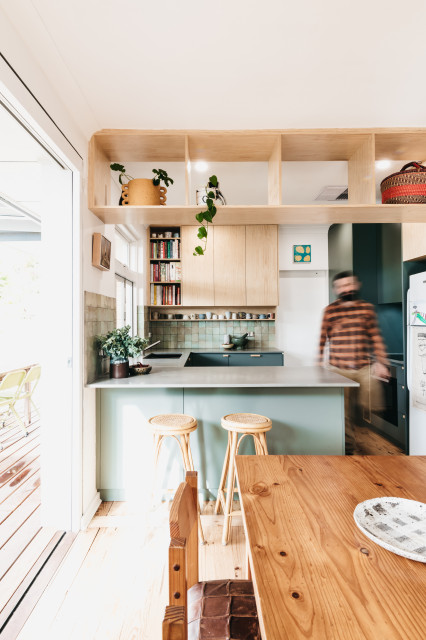 An Adelaide Architect S Budget House Renovation Houzz AU   Midcentury Kitchen 