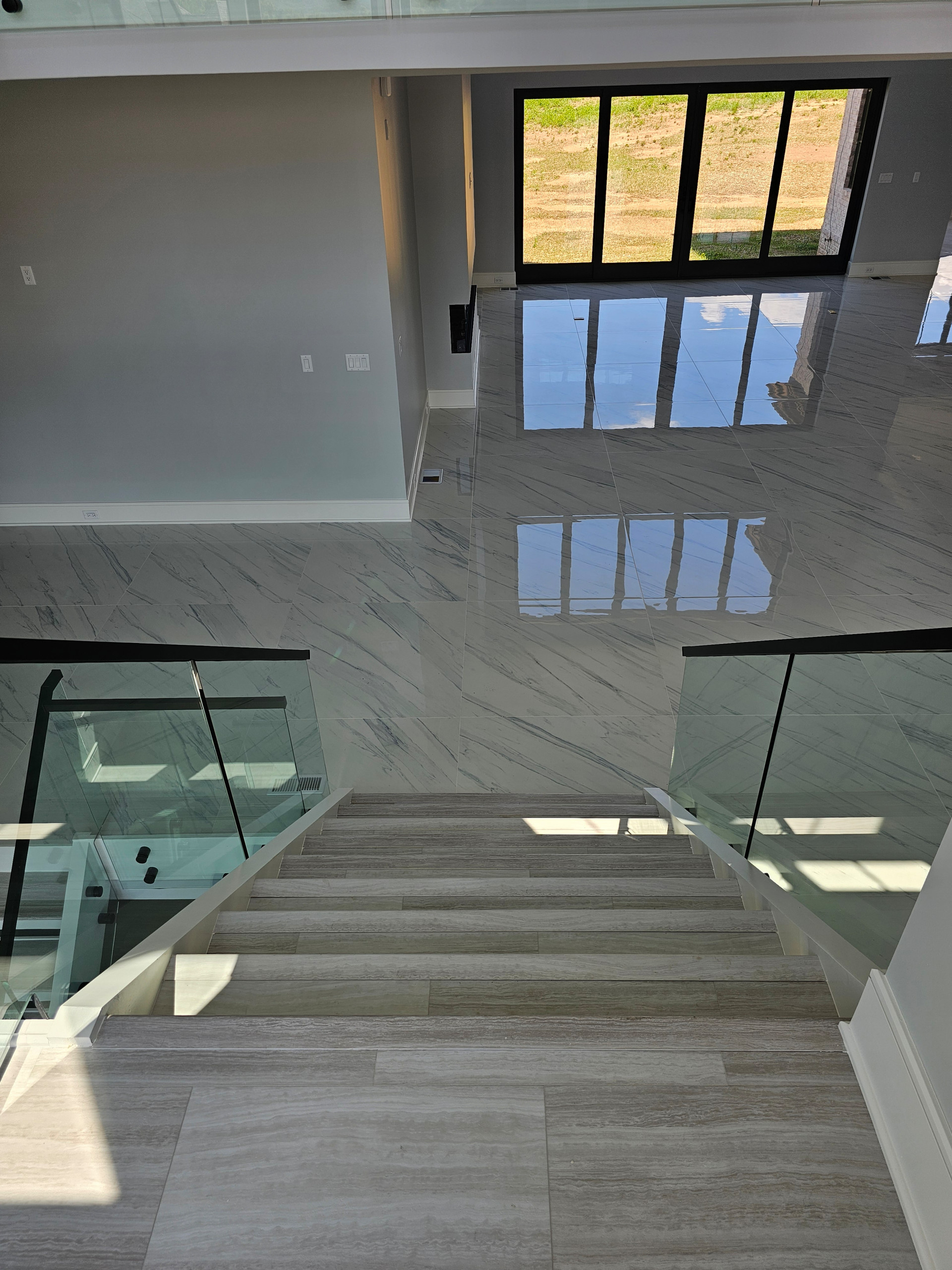 125_Modern Open Rise Stair with Glass Balustrade, Aldie, VA 20105