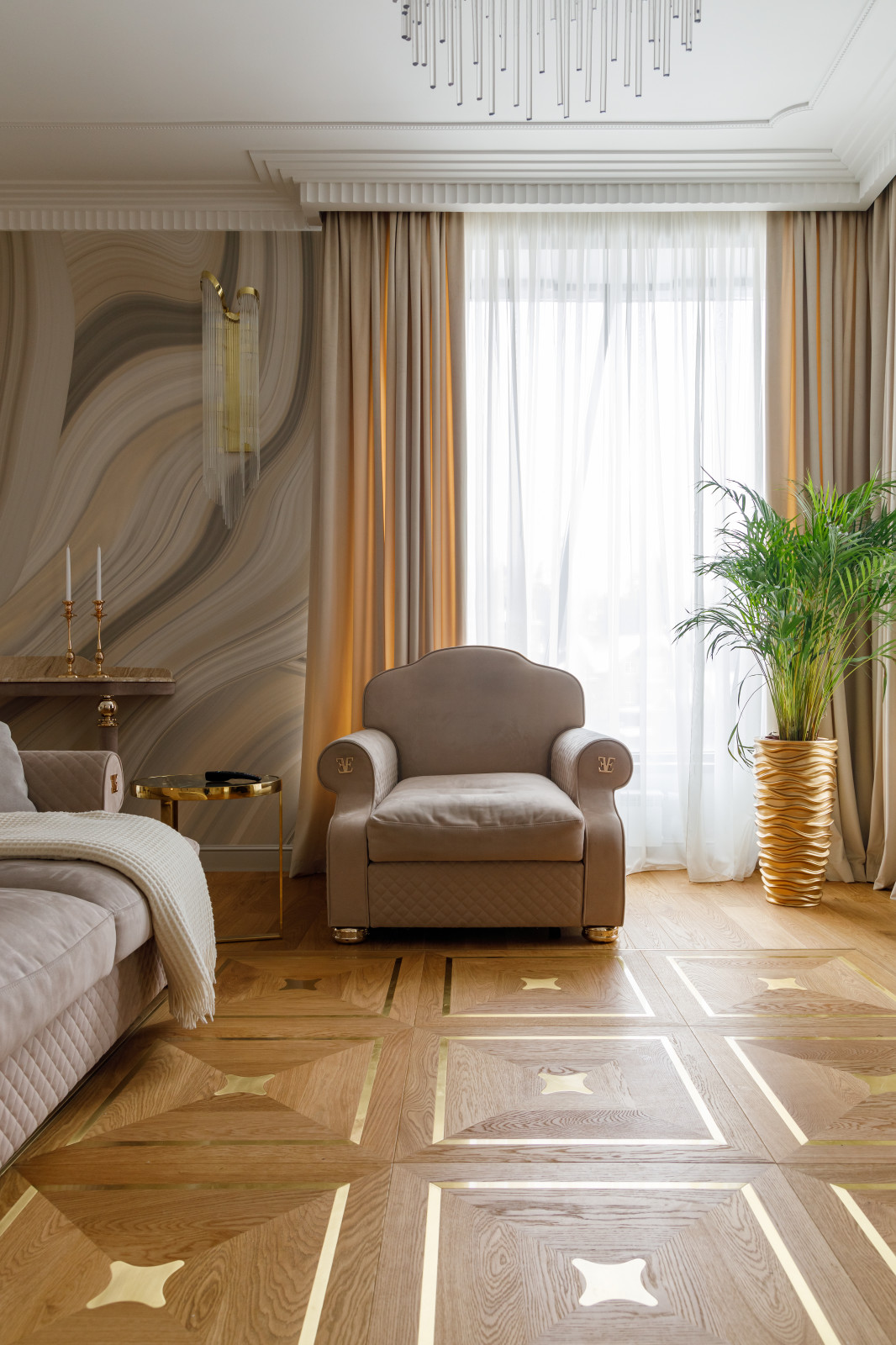 Элегантный интерьер будущей писательницы