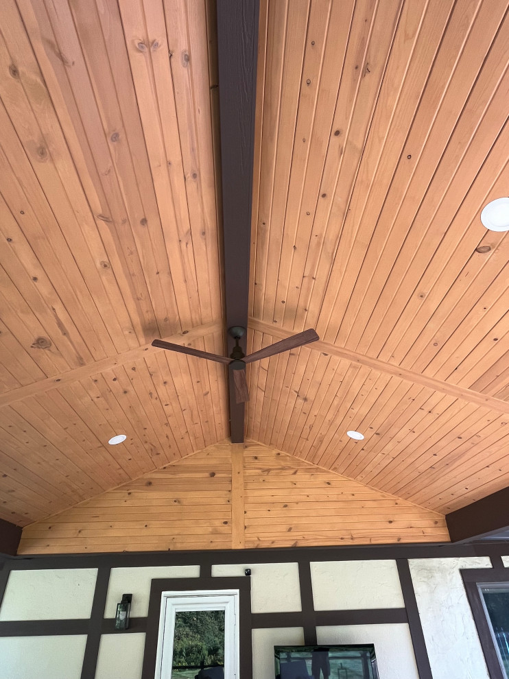Munroe Falls Exterior Living