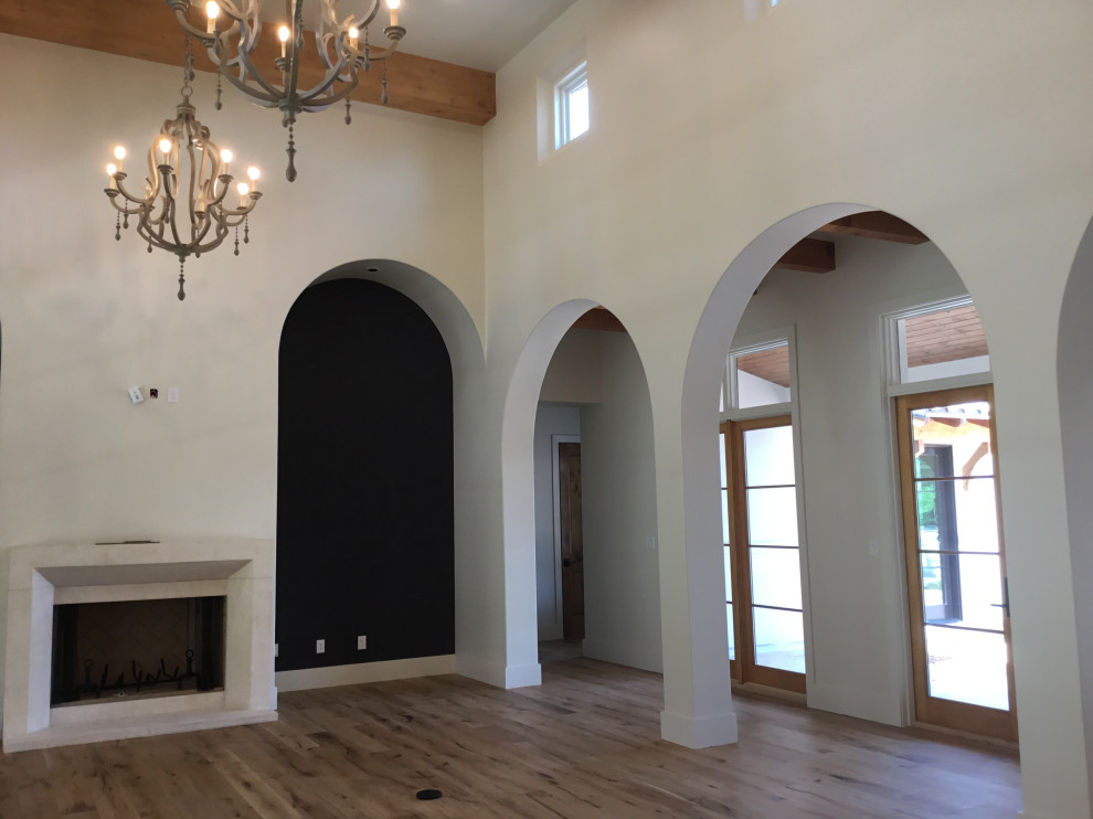 Inspiration for a transitional home design remodel in Austin