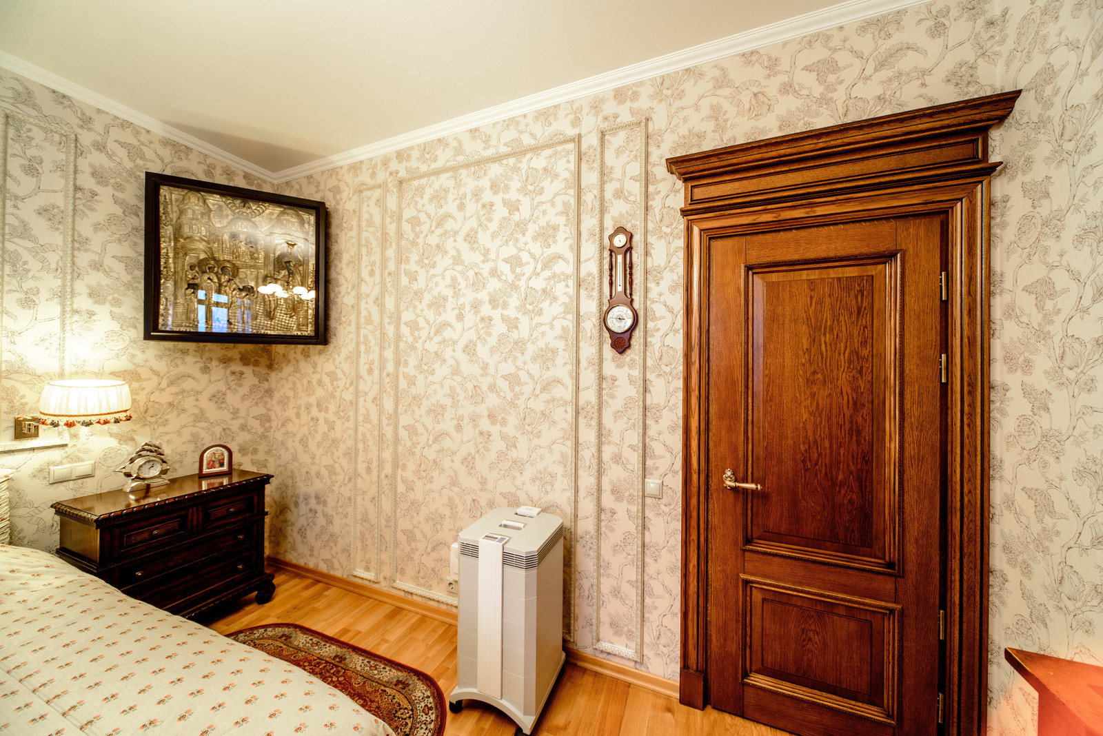 Отделка квартиры деревом