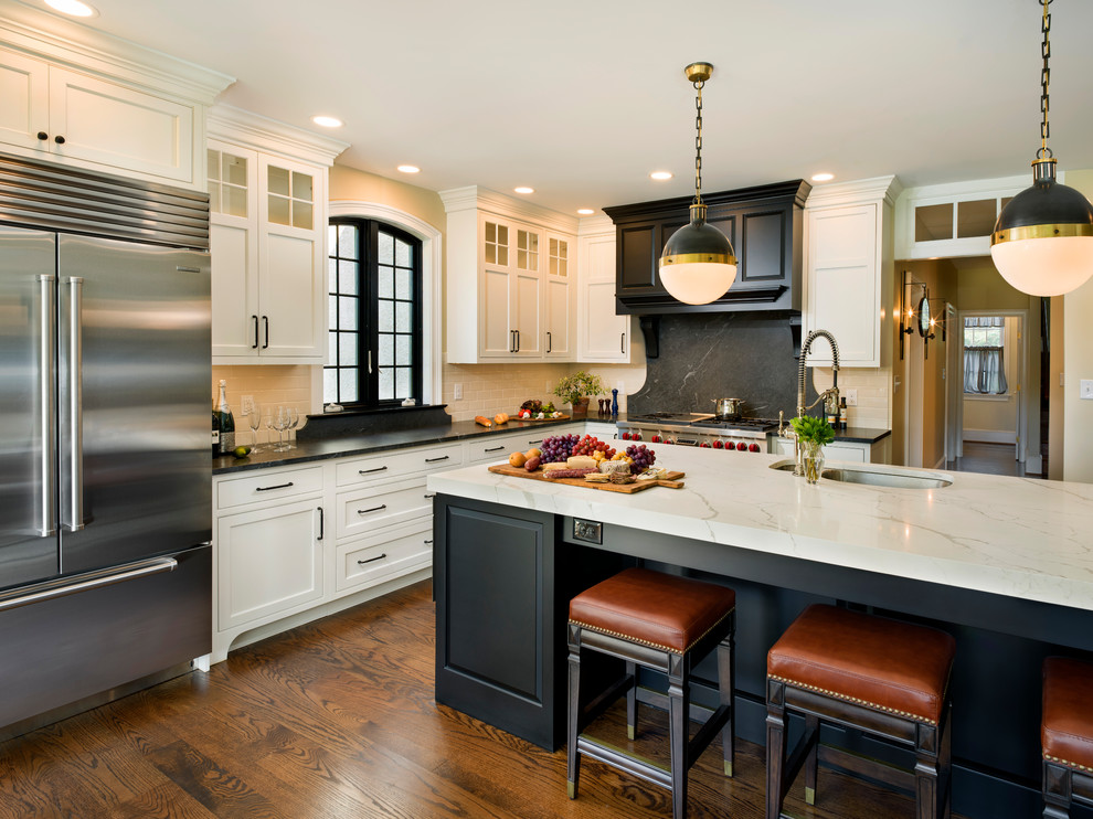 This is an example of a contemporary kitchen in Wilmington.