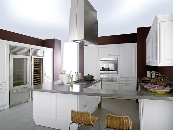 Photo of a contemporary kitchen in Tampa.