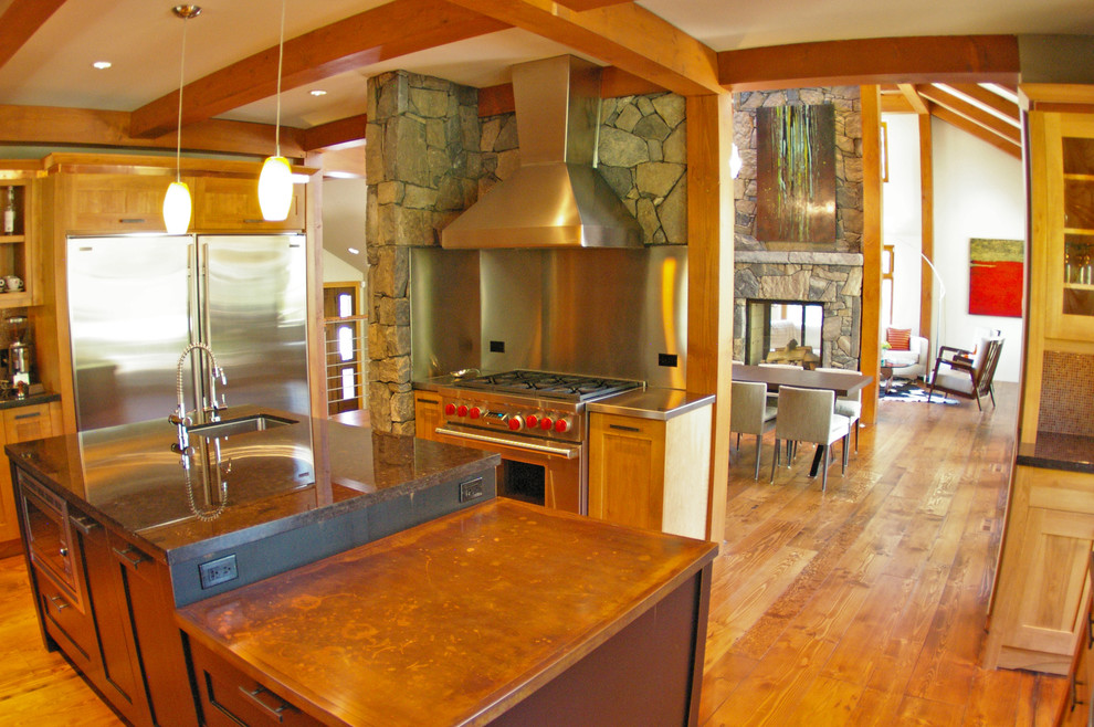 Inspiration for a transitional kitchen remodel in Calgary