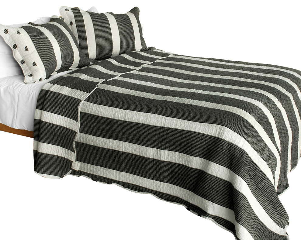 Indifferent 3PC Vermicelli-Quilted Striped Patchwork Quilt Set (Full/Queen)