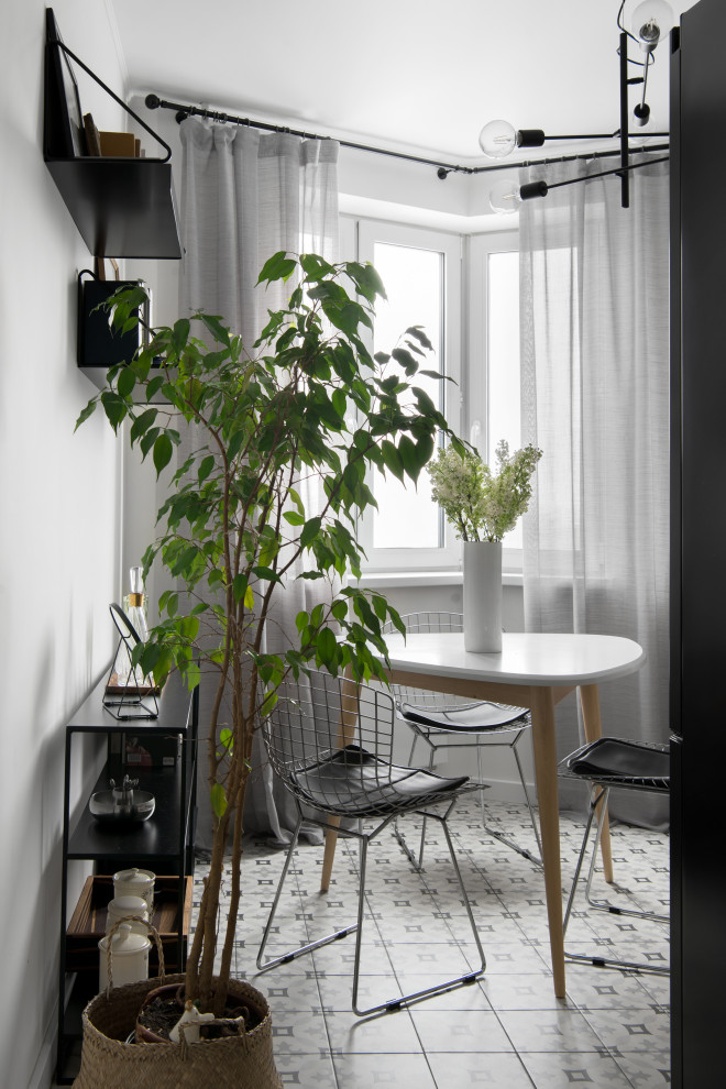 Кухня в однушке превратилась в кабинет