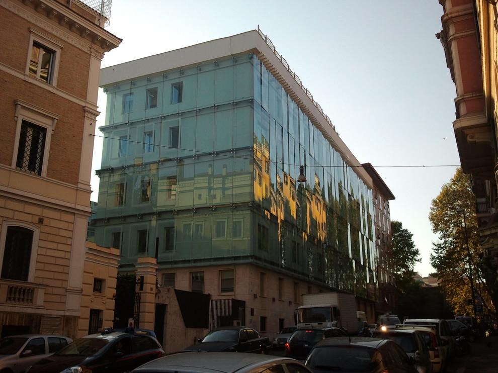 Ristrutturazione edificio uffici
