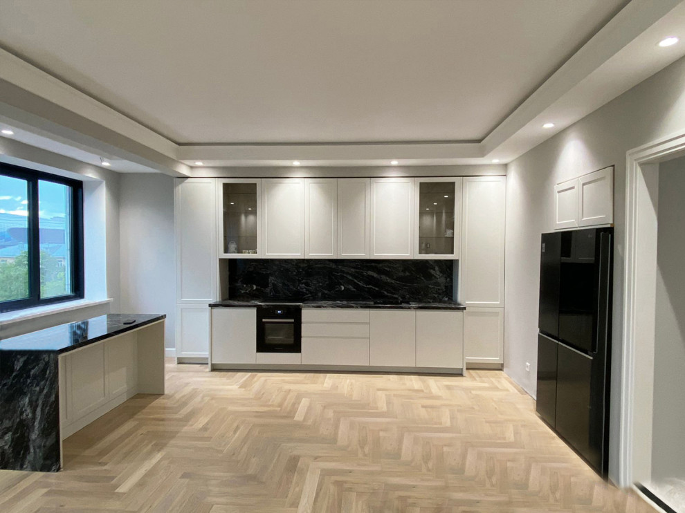 Белая современная кухня