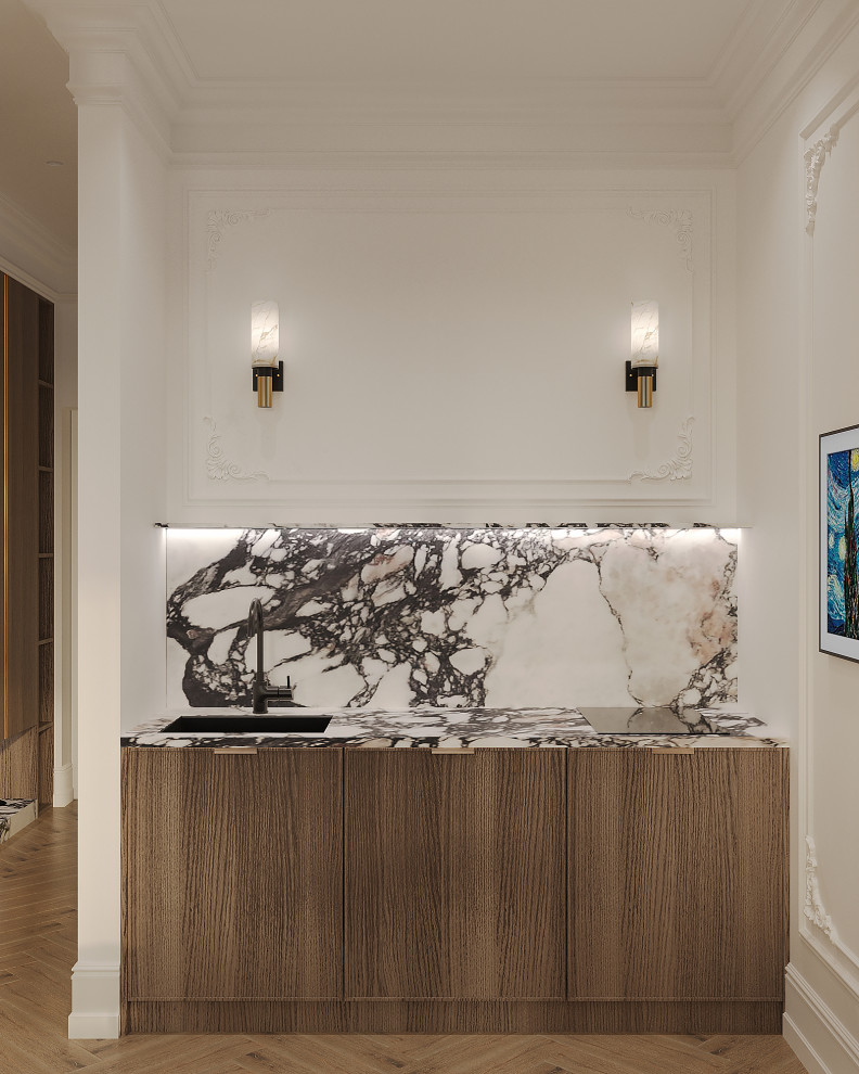 Студия для молодой девушки