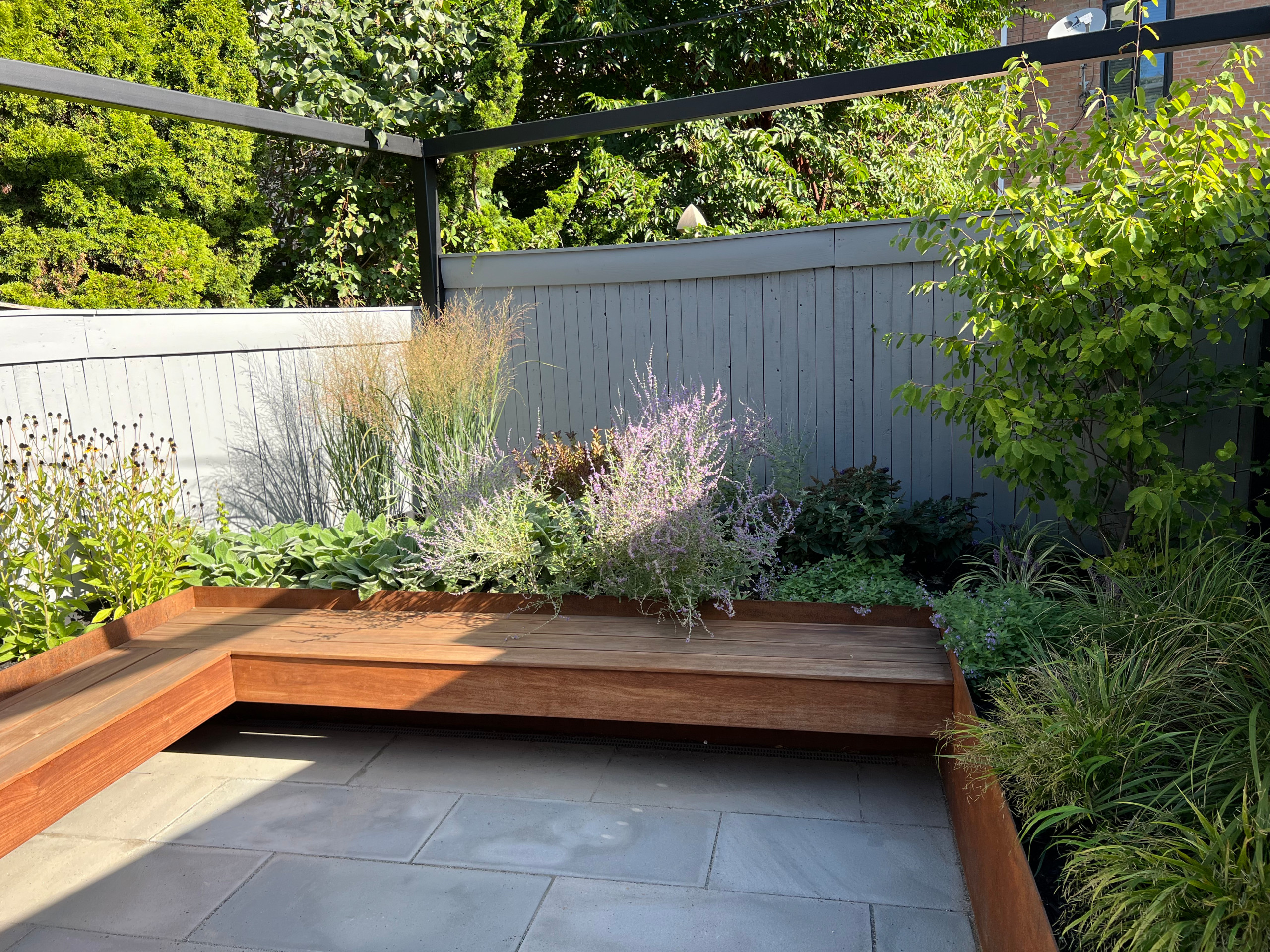 Sunset Park Family Garden