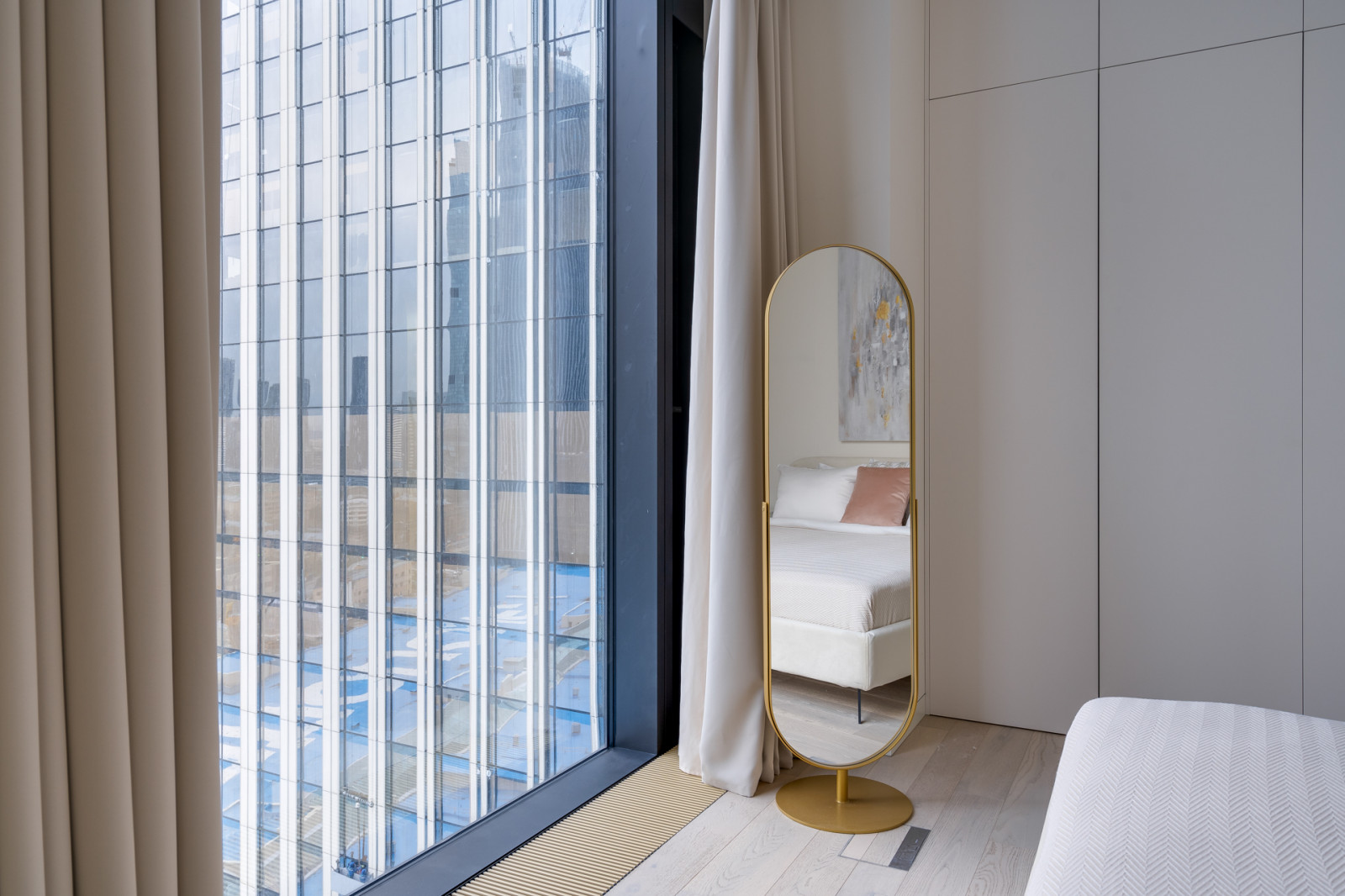 Хоумстейджинг апартаментов для долгосрочной аренды в Capital Towers