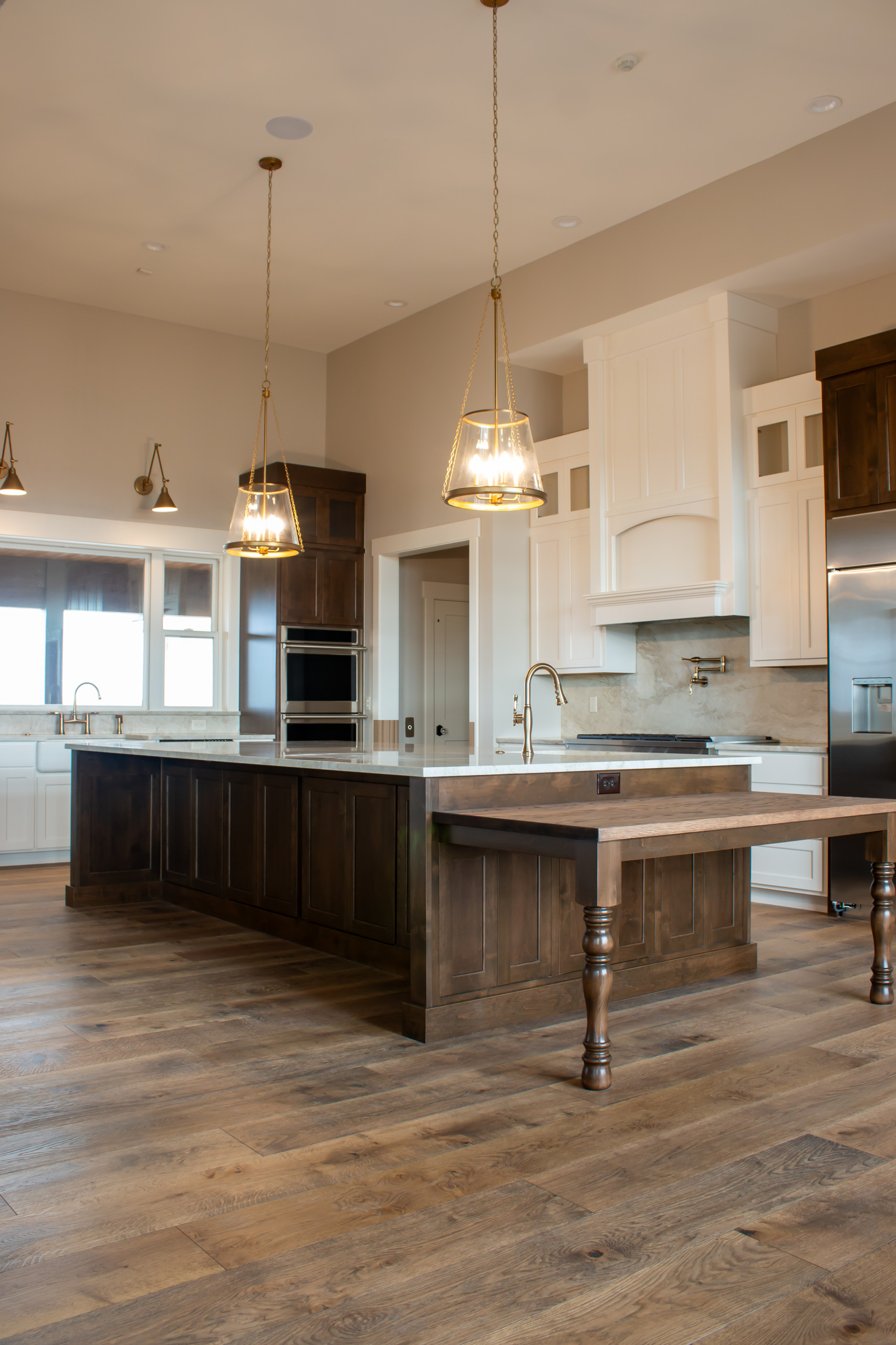 Albright Traditional Home - Living & Kitchen