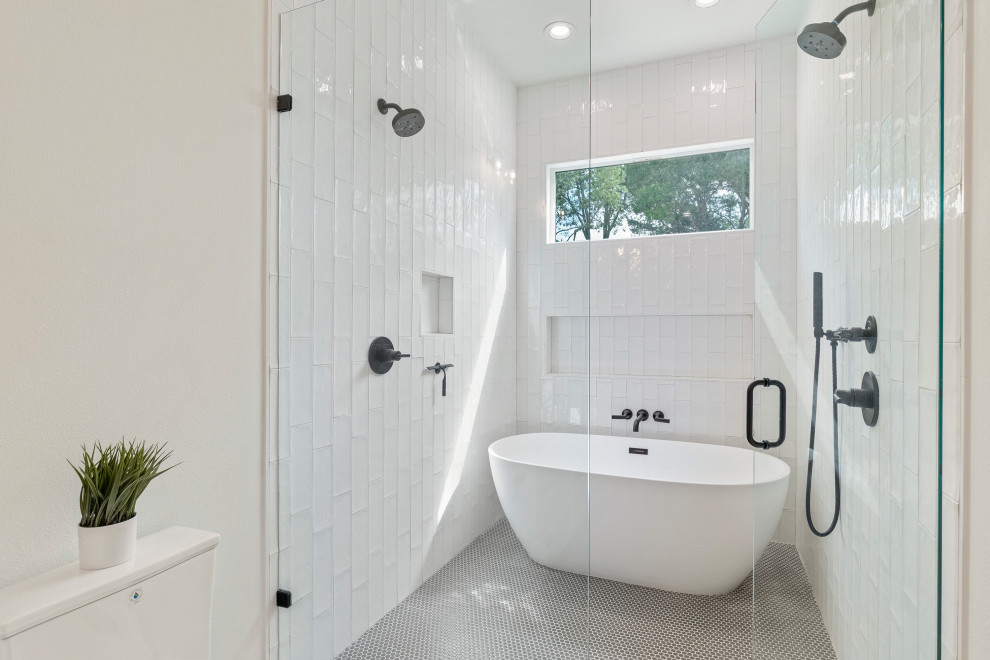 Milk and Honey Ranch Farmhouse Bathroom Houston by Studio Fain