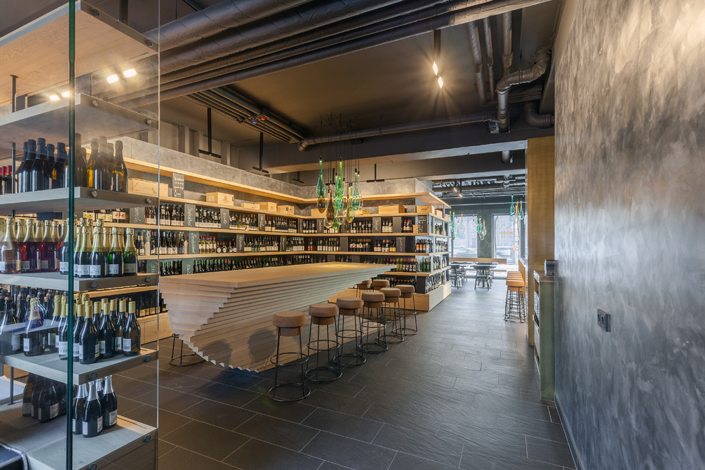 Moderner Weinkeller in Berlin