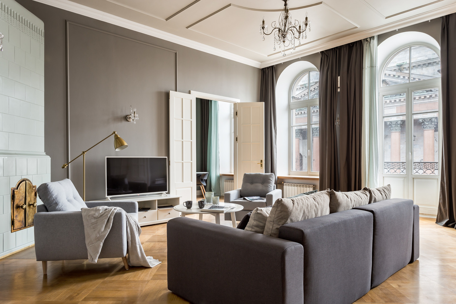 Квартира напротив Исаакиевского собора