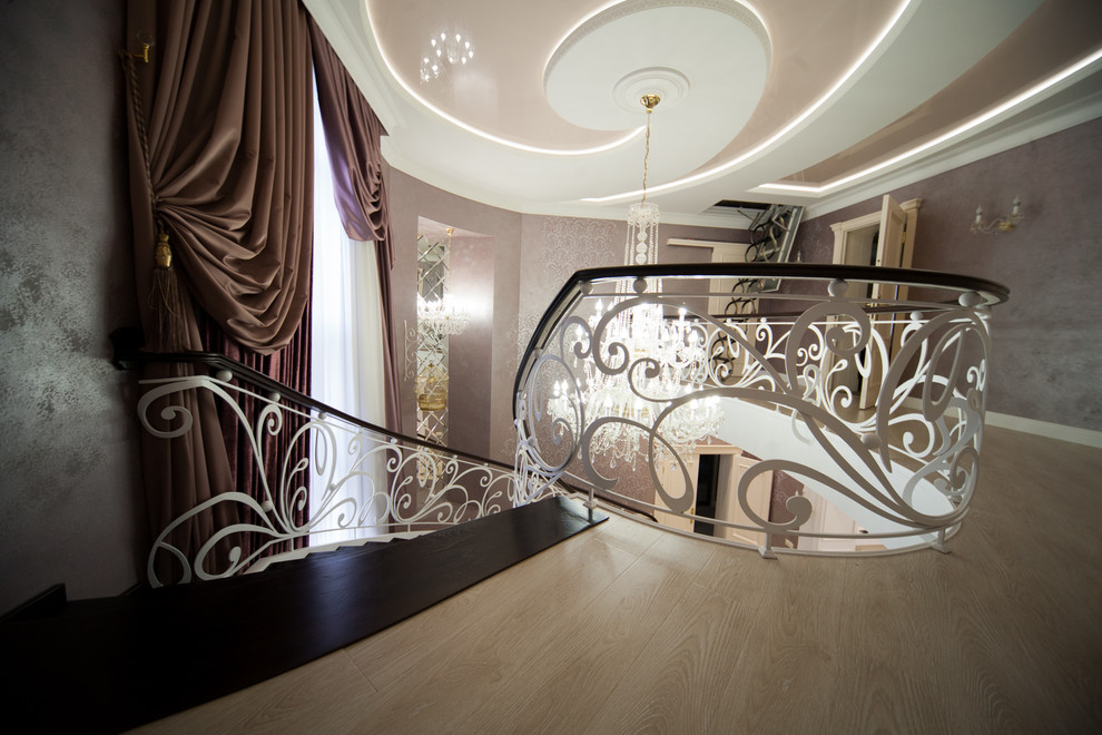 Лестница класса Люкс