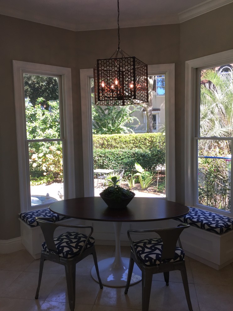 Dining room - mid-sized transitional dining room idea in Jacksonville