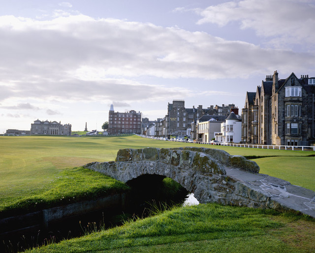 St. Andrews Old Course #18 Wall Mural