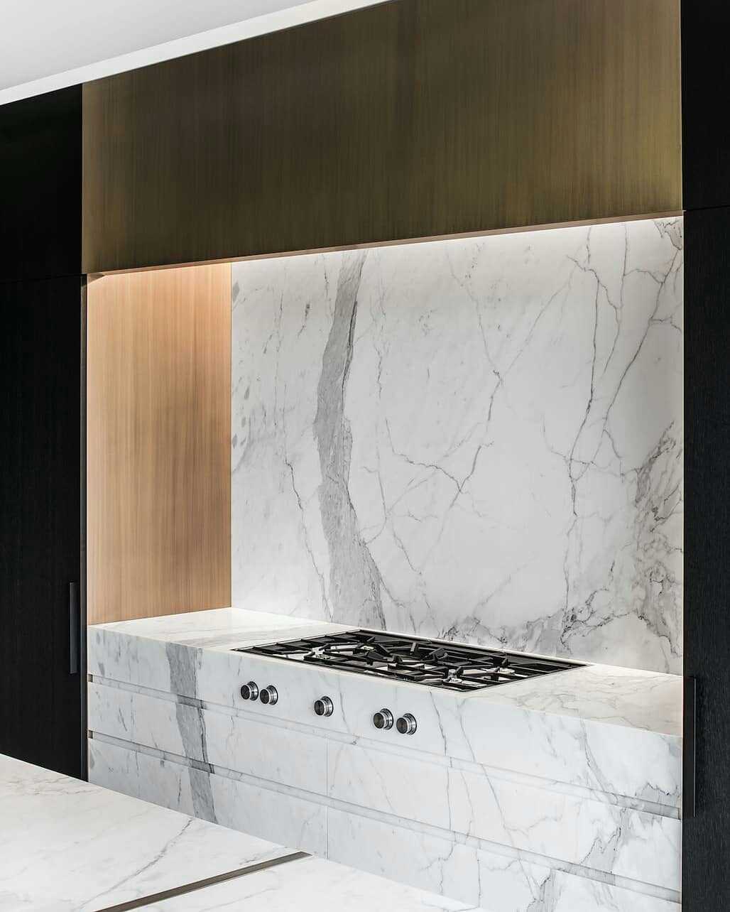 Апартаменты. Дом на набережной.