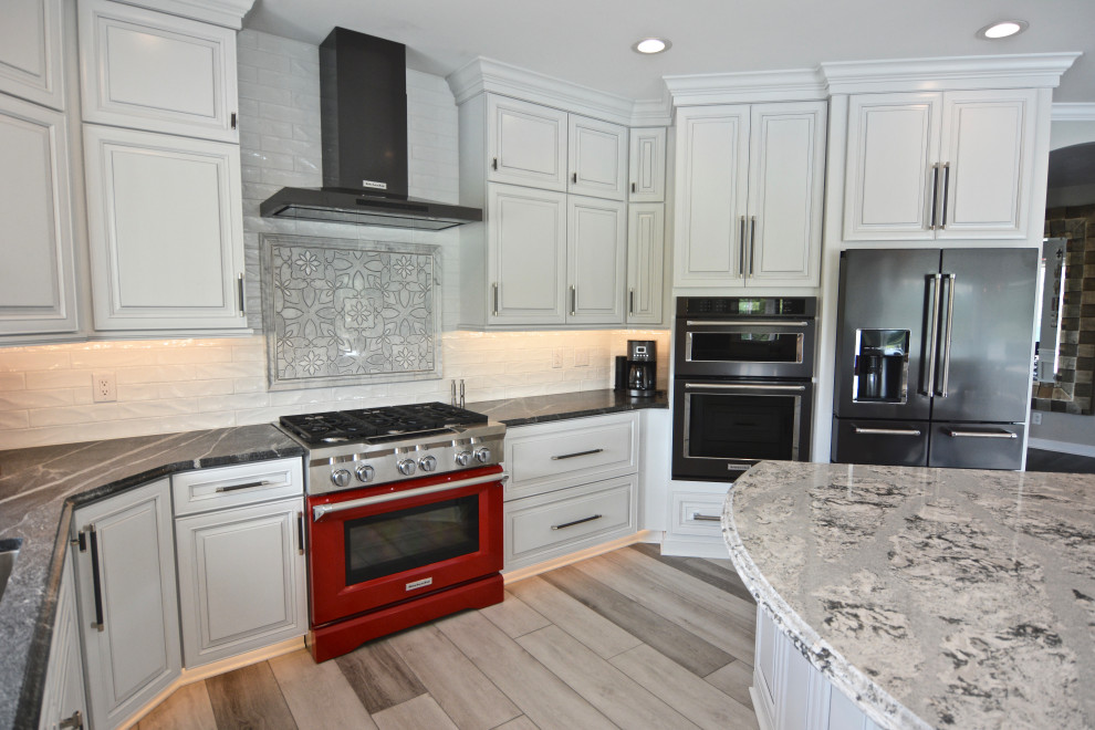 Inspiration for a transitional kitchen remodel in Indianapolis