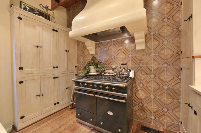 Custom Kitchen rustic-kitchen
