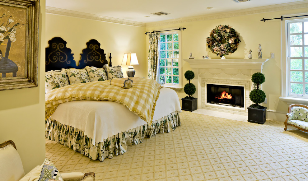 Photo of a traditional bedroom in Phoenix.