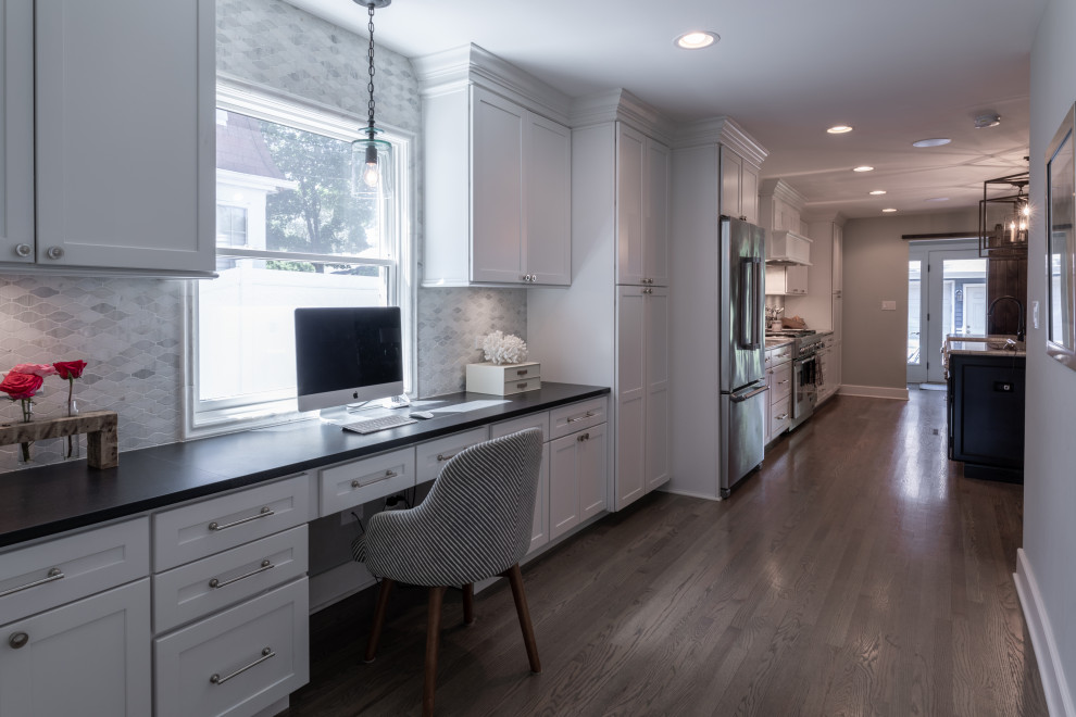 Mountain style kitchen photo in Chicago