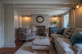 Grade Ii Listed Cottage Sitting Room Country Living Room