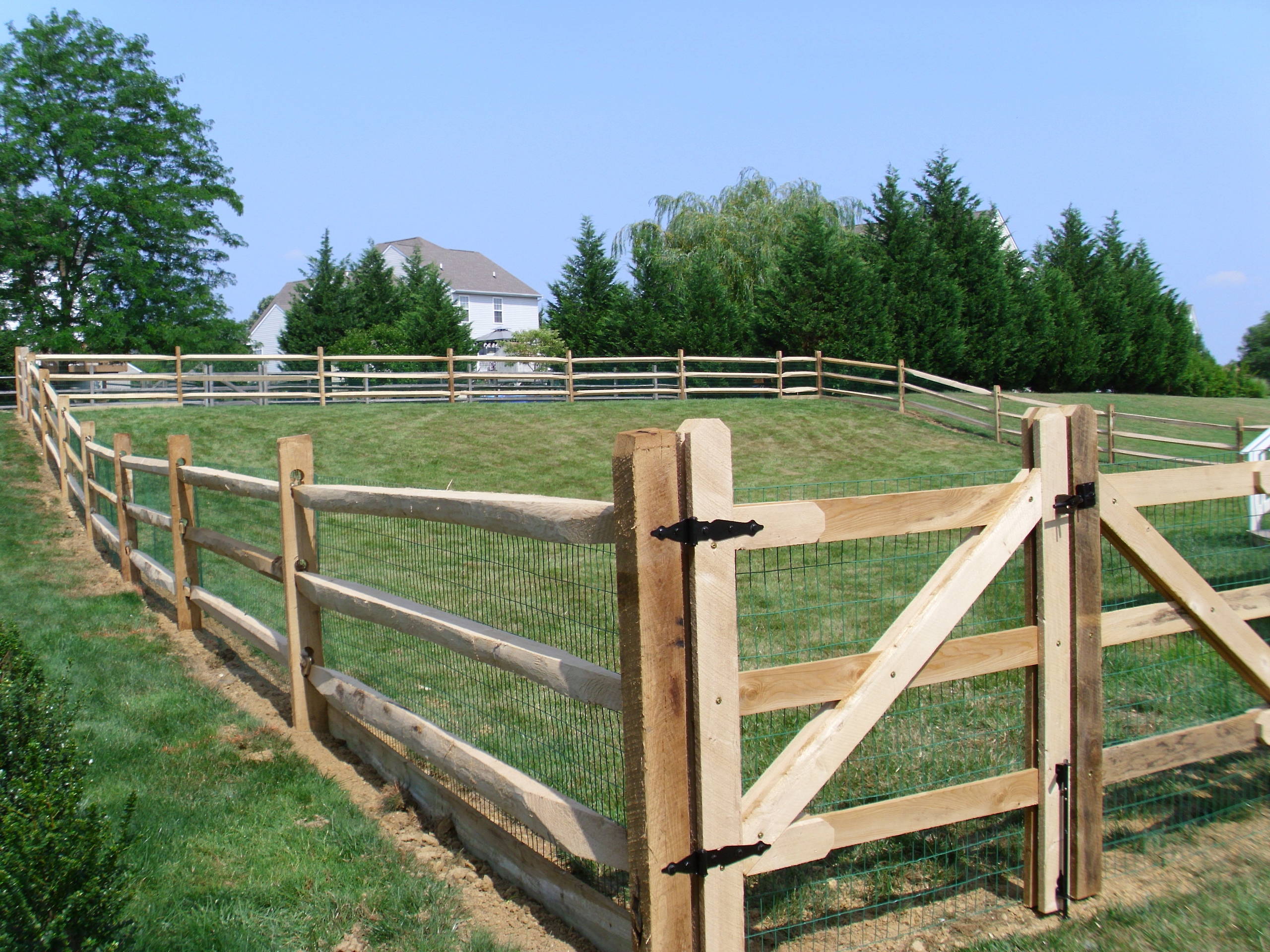 Post And Rail Fence - Photos \u0026 Ideas | Houzz, image size:2560x1920