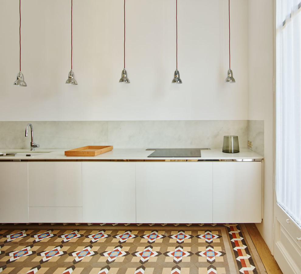 Inspiration for a transitional kitchen in Barcelona.