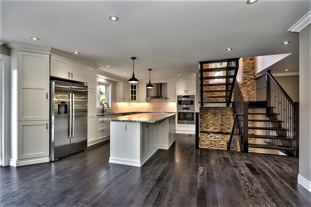 Inspiration for a transitional kitchen remodel in Toronto